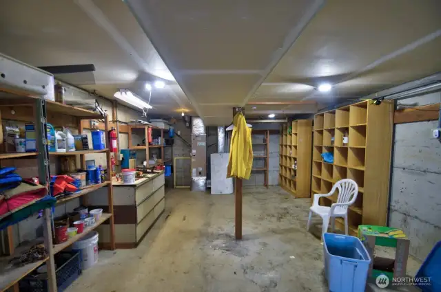 Room for all the toys you will need to enjoy the Hood Canal