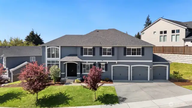 Classic, luxury "Smart" home, like new in and out, expertly designed, carefully crafted, located in one of Edgewoods most peaceful neighborhoods.  This is a must see.