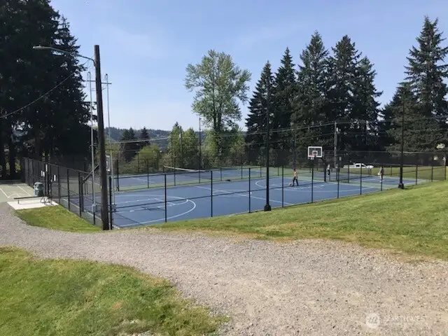 And a short drive to this beautiful park with tennis courts, basketball courts.