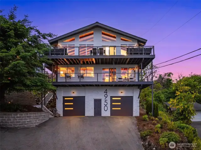 Garage access with elevator to main level