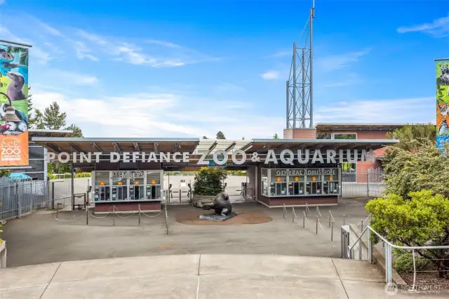 Point Defiance Zoo & Aquarium