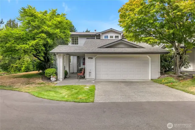 Private End unit featuring spacious 2 car garage