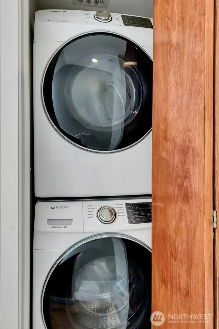 Washer and Dryer on the upper floor