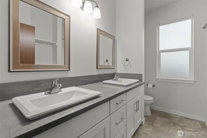 Upstairs hall Bathroom