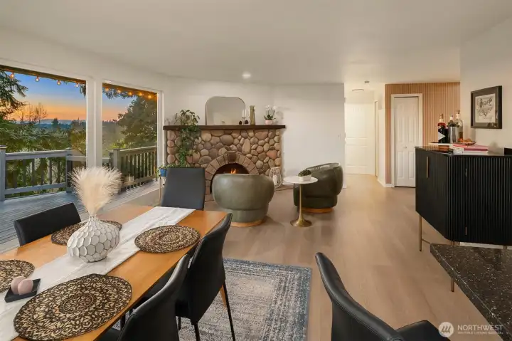 Open and cozy at the same time