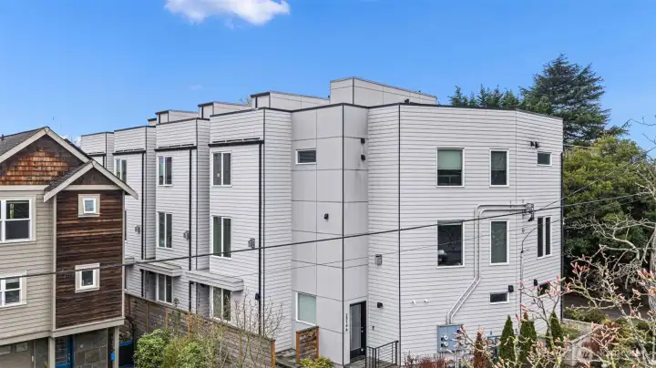 View of complex from Thorndyke Ave.