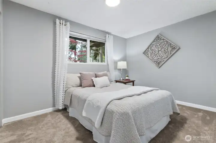 Well-sized bedroom with great natural light