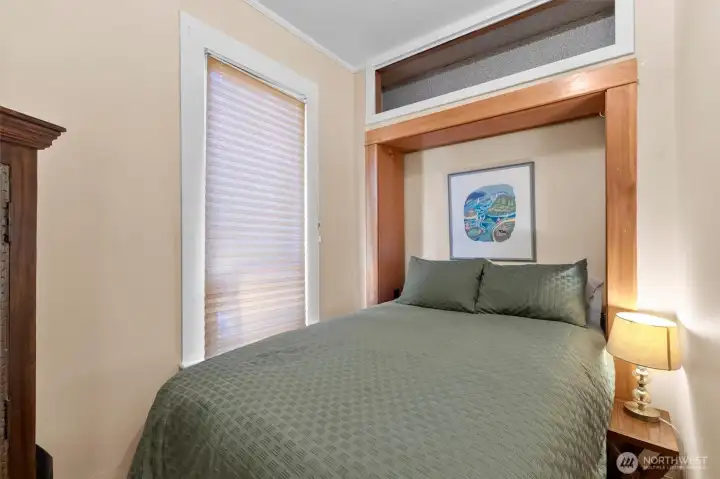 2nd bedroom has Murphy Bed 2nd bedroom has Murphy Bed