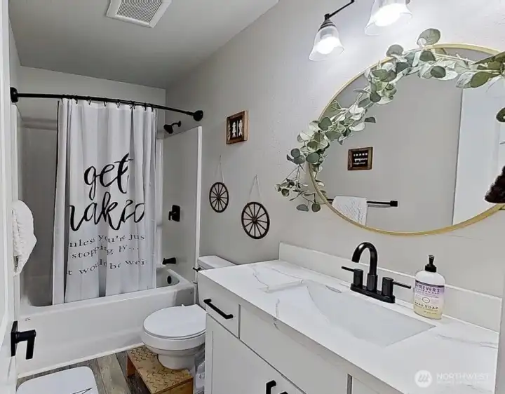 Full bath main level