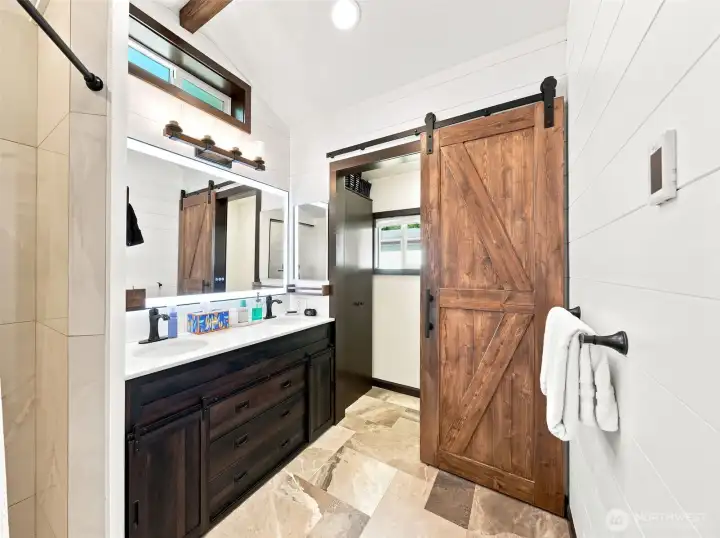 Spacious & functional bathroom with heated tile floors Spacious & functional bathroom with heated tile floors