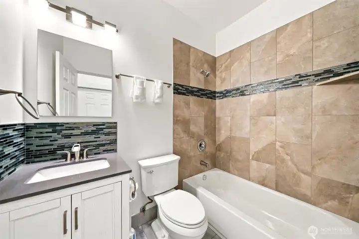 2nd ALQ bathroom 2nd ALQ bathroom