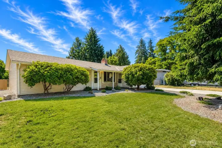 One level living with gorgeous yard
