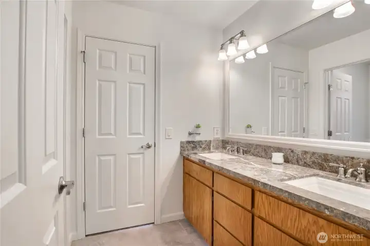 Main floor full bath has double sink Main floor full bath has double sink