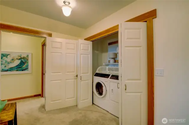 Lower Level: Laundry area, conveinently located off flex room