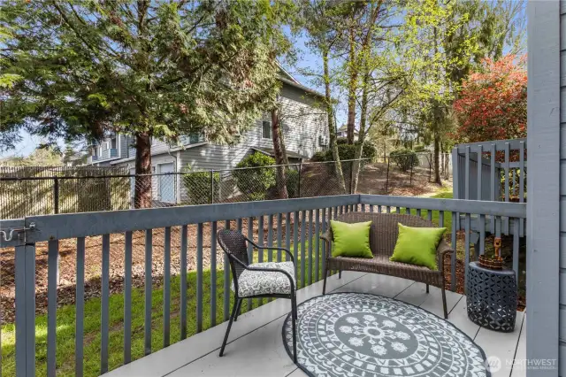 Private backyard deck