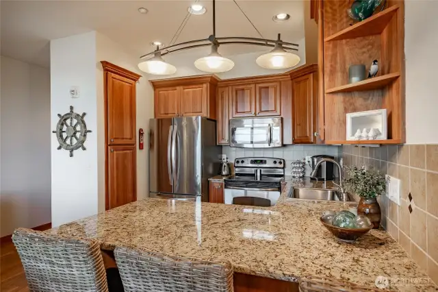 Kitchen, stainless steel appliances.