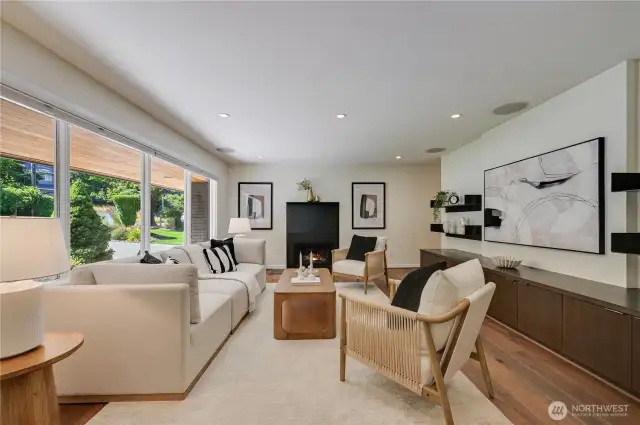 Beautiful and gracious living room.