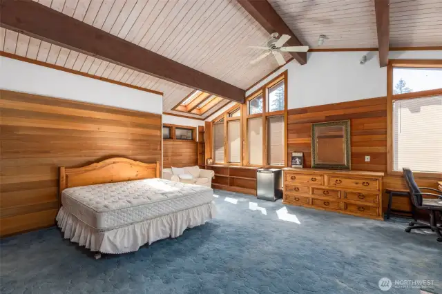 Upper Level bedroom