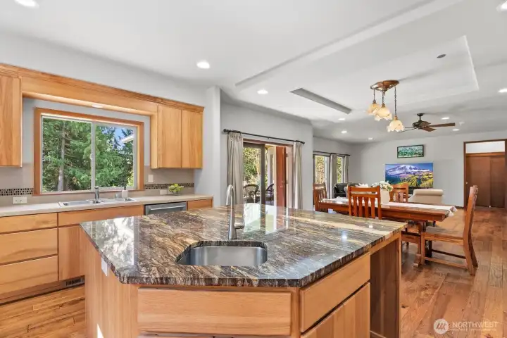 Island kitchen with 2nd sink