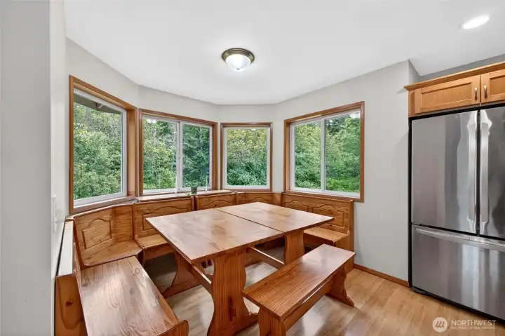 Eat in kitchen