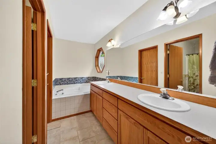 Primary bath