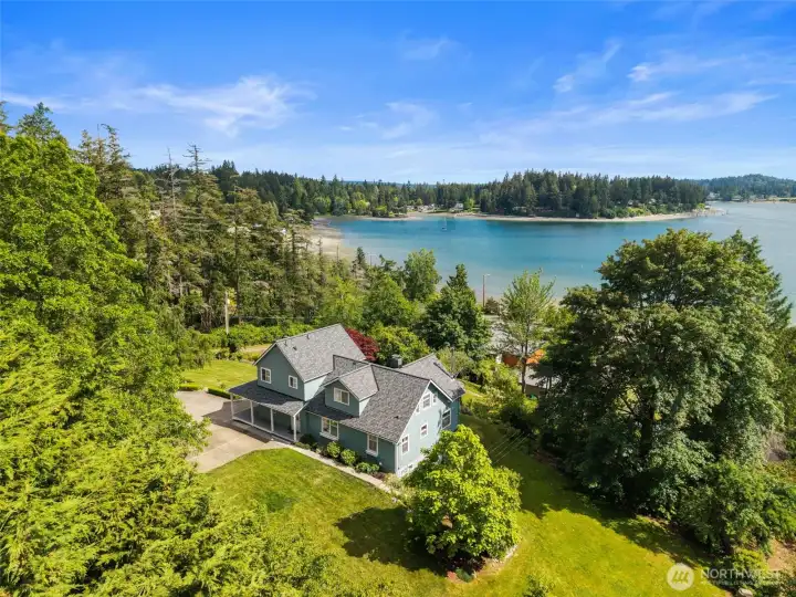 Historic Farm House overlooking Liberty Bay.