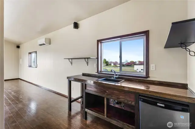 ADU  Wet Bar