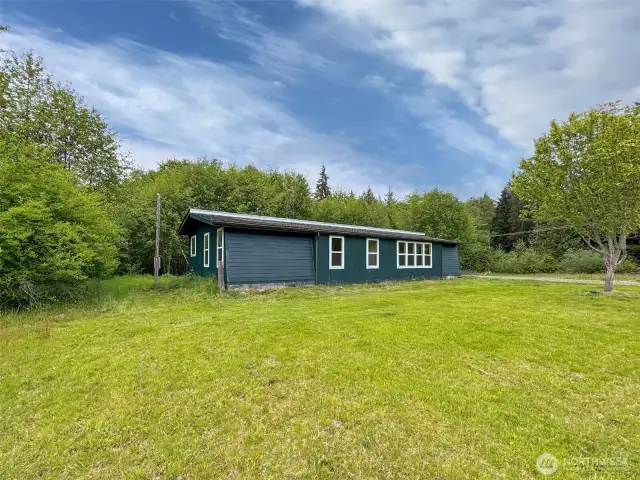 Another view of the front showing the primary bedroom and the privacy it has.