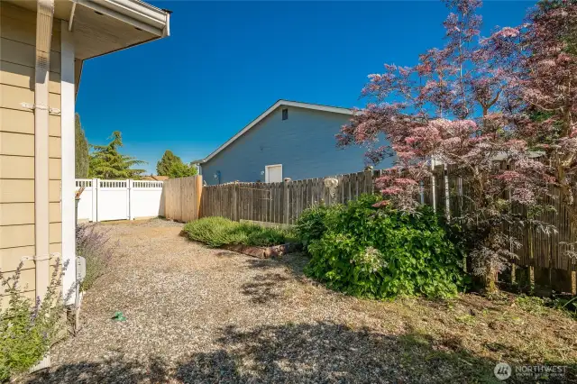 This is the other side of the fence that could be potential RV parking as well.