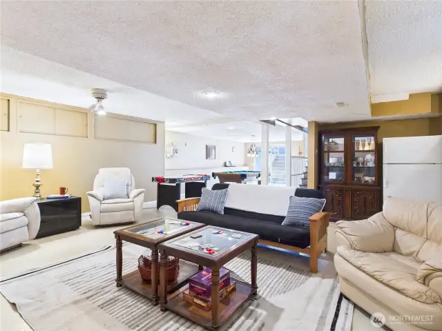 Cozy bonus room awaits its new owner.