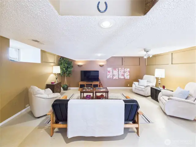 This room can also e used as an exercise room should you so desire.