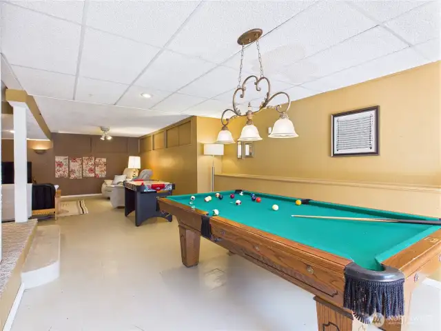 If you like to play pool, you have found your new place. Pool table can convey with home.