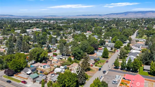 Location is near Mountain View park and shopping, healthcare and even convenient to I-90!
