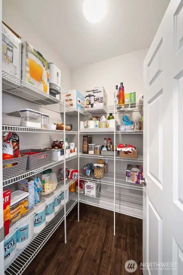 Walk in pantry