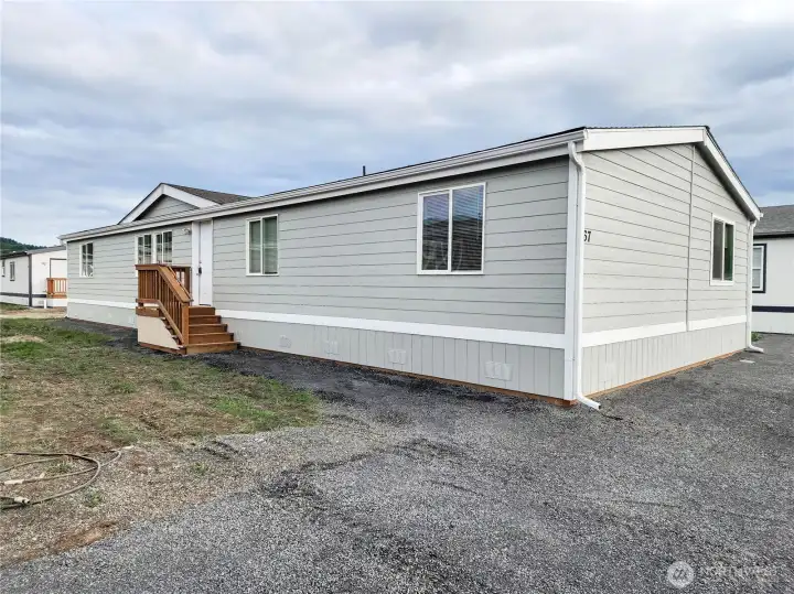 Welcome home! Spacious layout and great curb appeal. This is large home with two living spaces!