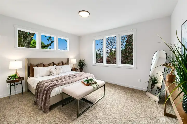 Hotel-like primary suite