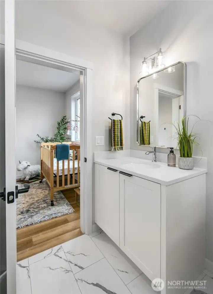 Bath connects to flex room