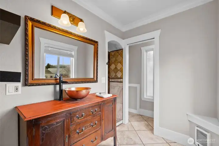 Bathroom of Main Bedroom