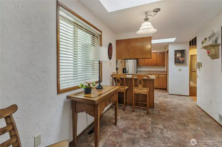 Eating nook in the kitchen