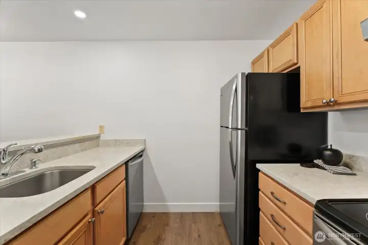 Beautiful quartz countertops!