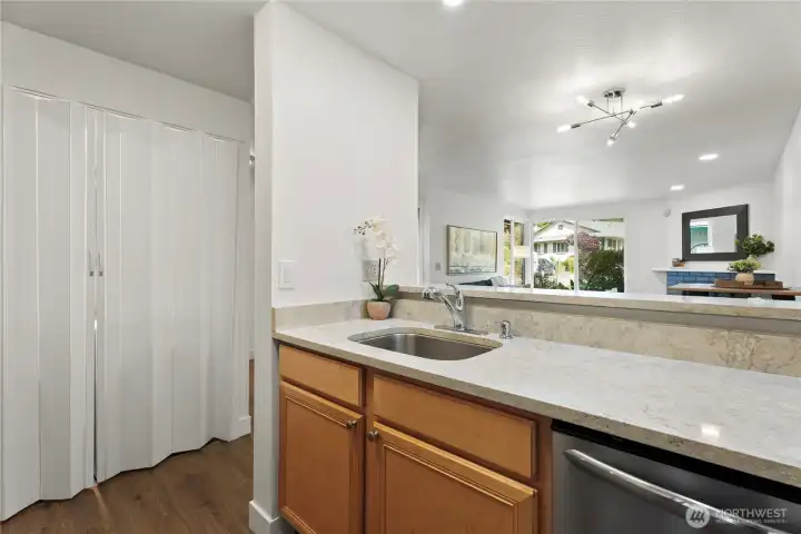 Upgraded LED lighting throughout with dimmers.