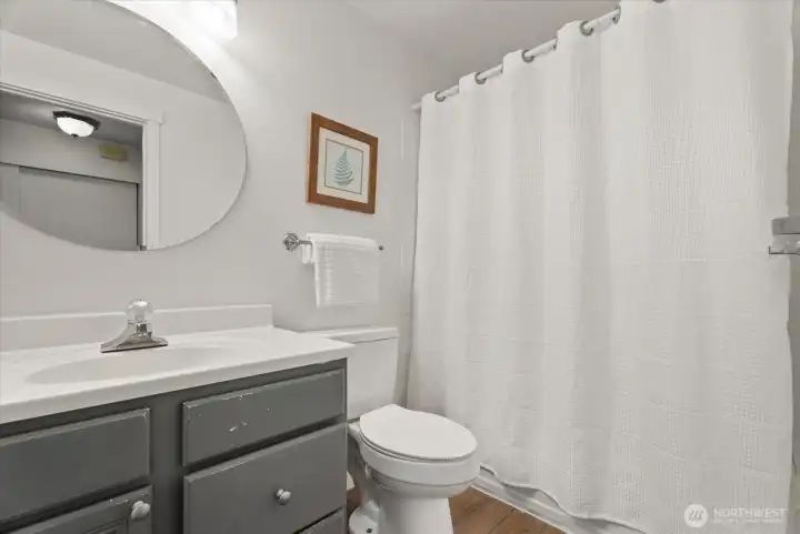 Full sized bathroom.