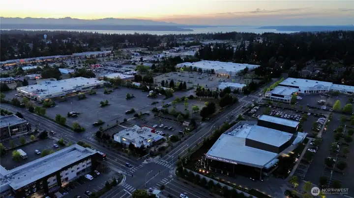 Short distance to the Performing arts and event center.