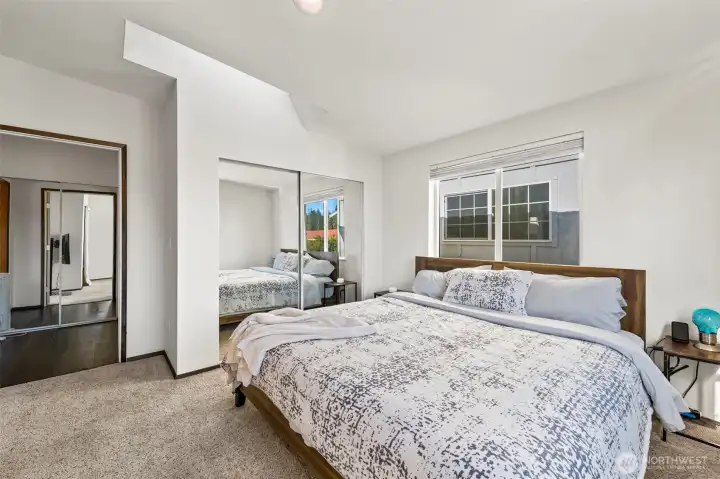 Spacious primary suite with abundant natural light, generous closet space & a comfortable layout designed for restful lake retreat living. Spacious primary suite with abundant natural light, generous closet space & a comfortable layout designed for restful lake retreat living.