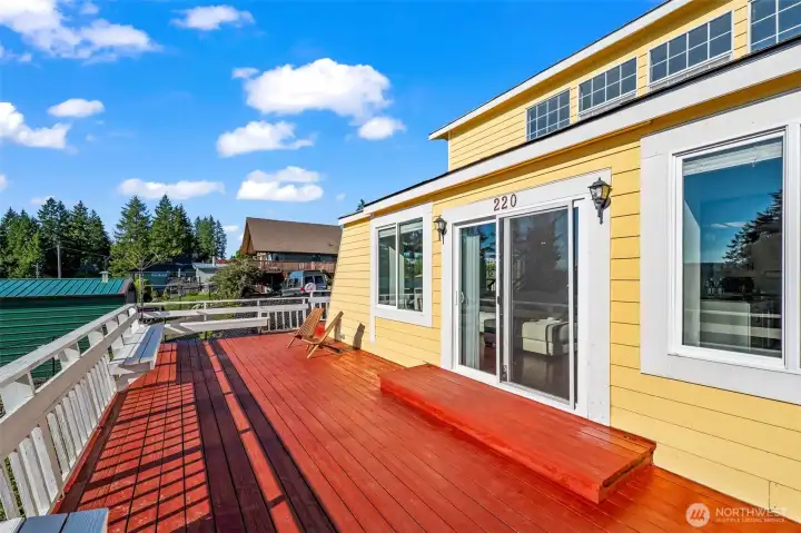Expansive entertaining deck with abundant storage below creates the perfect setup for lake toys, outdoor gear & effortless summer living at Mason Lake. Expansive entertaining deck with abundant storage below creates the perfect setup for lake toys, outdoor gear & effortless summer living at Mason Lake.