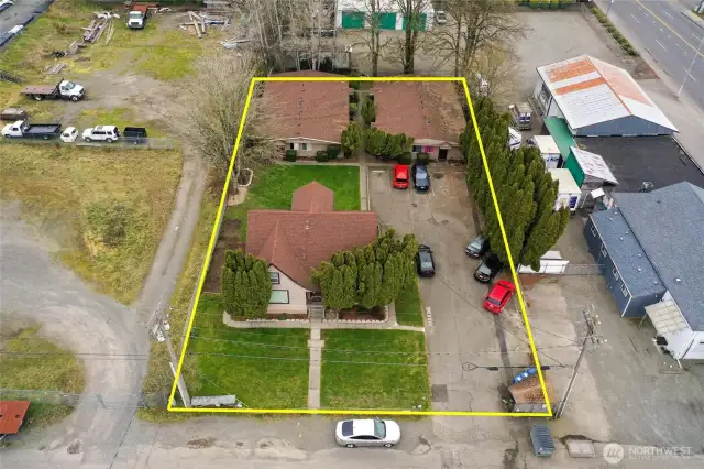 Property dimensions are approximate