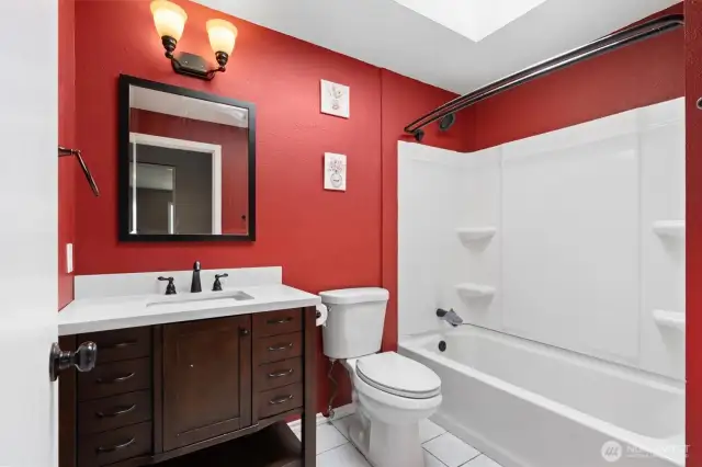Hall full bathroom