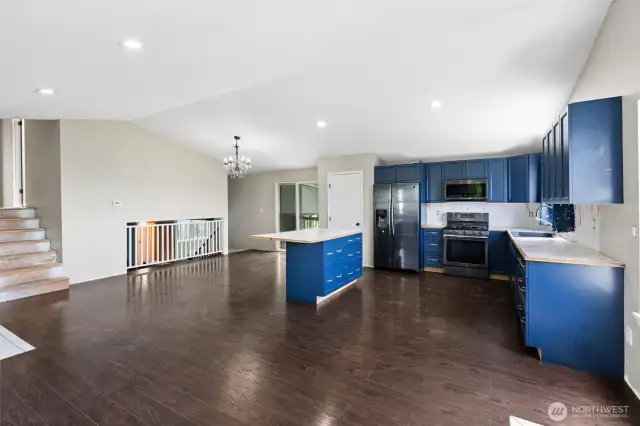 Large covered deck off dining area
