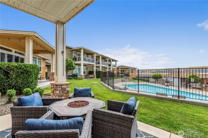Spacious Covered Patio
