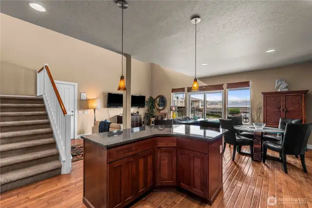 Open Concept Great Room, Vaulted Ceiling